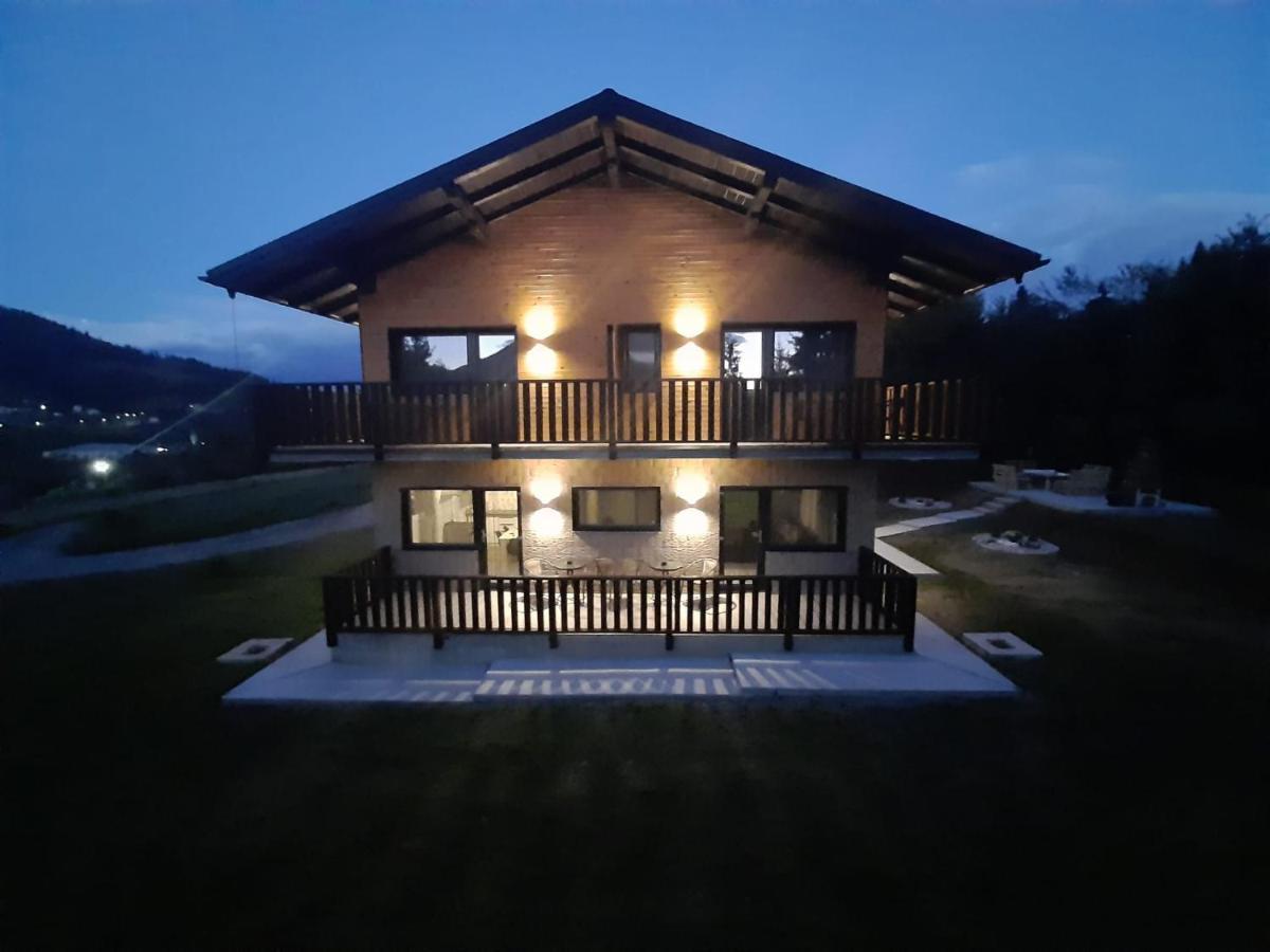 Noor Villa Dornavátra Kültér fotó